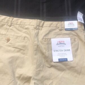 NWT Izod Saltwater Men’s Stretch Chino Pants 32x32 Tan Straight Fit Flat Front